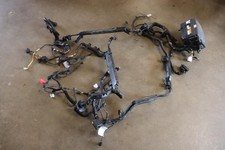 2017-2019 GENESIS G90 5.0L ENGINE BAY ROOM WIRE WIRING HARNESS & FUSE BOX OEM picture