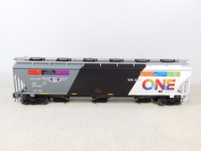 Atlas O 3002945-1S Union Pacific (ONE) Trinity 5161 Covered Hopper Car #197997 picture