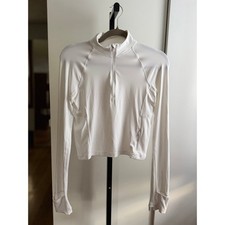 Lululemon It's Rulu Cropped Half Zip - Size Small - White picture