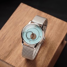 Rare Raketa Copernicus 