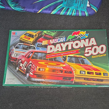 Milton Bradley NASCAR Daytona 500 Race Game Board Game 1994 MPN Still In Plastic picture