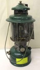 VINTAGE COLEMAN MODEL 220C LANTERN picture