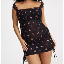 Torrid Cherry Lace Off Shoulder No Wire Chemise Black Pink Mesh Size 1X picture