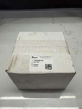 FACTORY SEALED NEW DWYER DPG-205 / 102048-04 DIGITAL PRESSURE GAUGE SERIES picture