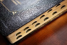 KJV Holy Bible Black Giant Print Thumb Indexed BRAND NEW in SHRINK WRAP picture