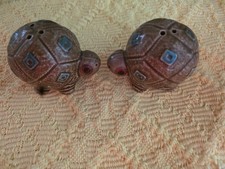 Vintage Ceramic Turtle Salt and Pepper Shakers Set picture