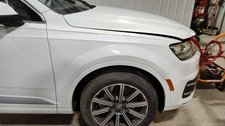 17-24 Audi Q7 OEM Right Passenger Fender (Glacier White 2Y2Y) NICE picture