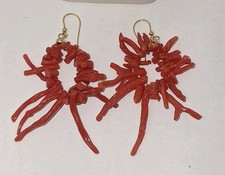 VINTAGE 1970s Italian 750 18K Yellow Gold Natural Red Branch Coral Earrings 🪸  picture