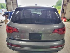 (LOCAL PICKUP ONLY) Trunk/Hatch/Tailgate With Spoiler Fits 10-15 AUDI Q7 292167 picture