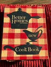 Vintage 1965 Better Homes and Gardens Cook Book Filled with Clipped Recipes picture