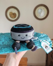 Jellycat  Amuseable Ice Hockey Puc 5 in Cute Plush Doll Gift Toy Dust Bag picture