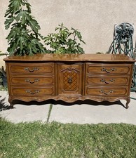 Vintage Thomasville French Provincial 9-Drawer Dresser Sideboard Buffet 77”L picture