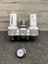 PARKER P33CB94GEMNGLNW Global Air Preparation System F+R+L Combo 1/2 NPT picture