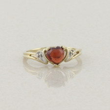 10k Yellow Gold Natural Garnet & Diamond Ring Size 7 1/4 picture