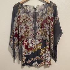 Anthropologie Tiny Kimono Handkerchief Blouse Medium Silk Cape Floral Top picture