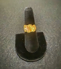 Authentic vintage 10k tri-color, Black Hills Gold leaf ring size 7.         3.6g picture