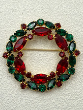 Vintage Eisenberg Ice Christmas Wreath Green Red Rhinestones Gold Tone Sparkling picture