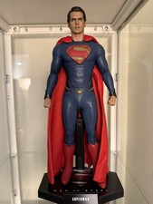 Hot Toys MMS200 Man of Steel Superman Figure 1/6 Scale. READ DESCRIPTION picture