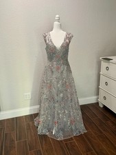 Mac Duggal 20263 Gray Floral Beaded A-Line Gown Size 12 Mother of Bride Groom picture