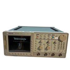 Tektronix TDS 694C 4 Ch 3GHz 10GS/s Digital Real-Time Oscilloscope Opt 1M 2F picture