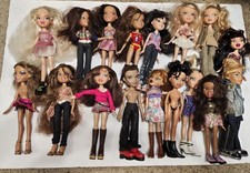 Bratz Dolls Lot Of 17 (2001-03) With Shoes Lot  MGA picture