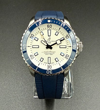 2026 Breitling Superocean Automatic 42 A17375E71G1S1 Box Papers Warranty 2028 picture