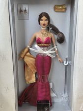 2005 Integrity Toys FR Behind Velvet Ropes Natalia Fatale Doll #91067 NRFB picture