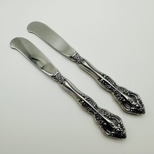 Oneida Michelangelo Vintage Stainless USA 2 Butter Knives Silverware Heirloom picture