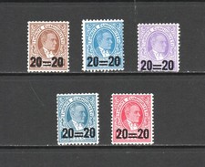 T3248   Turkey  1959    postage dues  SURCHARGED   5v.   MNH picture