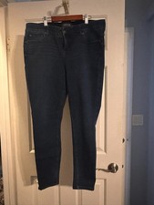 TORRID Bombshell Skinny Premium Stretch 16 picture
