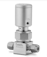 SS-BNS4-C 316L Stainless High Purity Bellows Sealed Valve 1/4