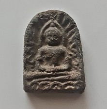 VINTAGE THAI PHRA SOMDEJ BUDDHA TEMPLE AMULET SACRED POWDER CLAY LUCK PROTECTION picture