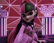 Courtney Lin Monster High 8x10 Photo Signed JSA Certified Autograph picture