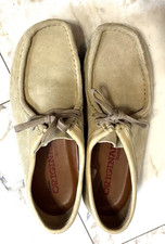 Clarks Originals Wallabee Shoes Mens Size 9, Classic Maple Suede, Crepe Soles picture
