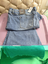 Torrid Women’s Luxe Slim Bootcut Stretch Jeans Light Wash Blue Denim NWT picture