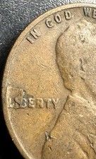 1942-D Lincoln Wheat Penny Lamination Obv Error Coin  B-131 picture