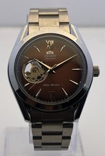 Refurbished Men's Orient Red Dial Silver Case and Bracelet, Sub-sec Wristwatch picture