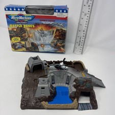VTG 1997 Galoob Micro Machines Military Battle Zones Raven's Canyon Playset READ picture