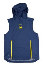 Nike Michigan Wolverines Men’s Sz M Blue Team Issued Sleeveless Hooded Jacket picture