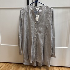 J Jill Love Linen Women’s Size petite M Top Gray Pintuck Pleats Roll Tab Sleeves picture