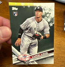 Topps 2017 Topps Holiday Aaron Judge New York Yankees #HMW99 Rookie Base picture