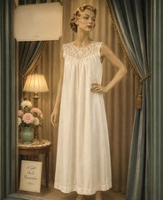 Vintage Barbizon Butter Yellow Lace Yoke Nightgown | 1950s 1960s Satin De Luxe picture