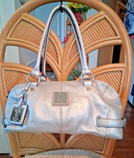 Tignanello Metallic Silver Leather  Boston Shoulder Bag Handbag Satchel *EUC* picture