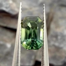1.14Ct Natural Unheated Rare Multi-Color Sapphire picture