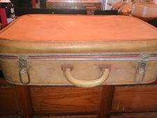 True Vintage Beige Hard Faux Leather Suitcase Up to 40L, Locking picture
