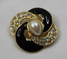 Vintage Monet Brooch Faux Pearl Black Enamel Gold Tone Swirl Base 1