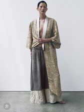 BNWT Zara beige Printed Kimono Size L picture