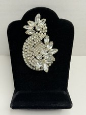 Vintage Clear Rhinestone Silvertone Brooch/Pin Swirly Design Marquis & Round picture