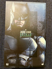 Hot Toys Justice League Batman tactical suit version ( Preowned) picture
