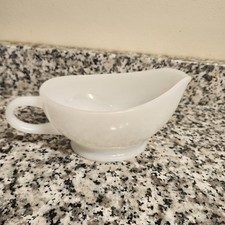 VTG ANCHOR HOCKING FIRE KING GRAVY BOAT WHITE MILK GLASS 1960'S B picture